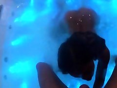 Amataur Thai couple fucing in a rachel starr birthday gift jacuzzi bathtub