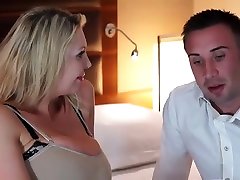 Leigh Darby & Keiran Lee – When Leigh Met Keiran