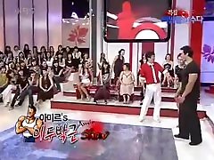 Amir Eftekhari boy sex vid Man Say Korean Old Ladies Really Like Me So Much