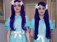 pobaw się z nami! evil twin stepsisters suck me off