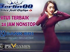 Cewek Indo Blowjob di bayar seratus ribu