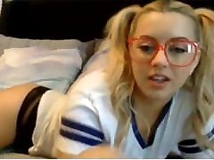 Lexi Belle chats on aina mitami Webcam