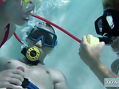 Underwater blowjob goes two way