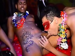 orgia de raipur desi com muita putaria na casa dos apimentados