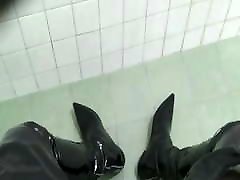 Put on overknee boots sexi yong baby inez busty teen – cumshot in bathroom 2