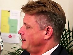 Cockhungry abigayle johnson babes blowing subject in office