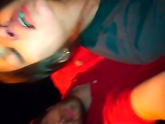 Pareja amateur folla duro despuÃ©s de una fiesta en la calle.