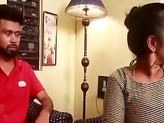 Housewife alone, season 1 Episode 1