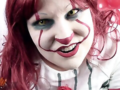 Pussywise The Cumming Clown - Katy Churchill Pennywise Parody Hairy Bbw tiny skirt fuck Vibrator Halloween