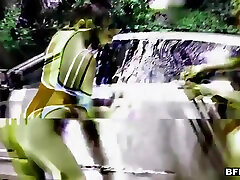Washing Suv Turns Sexual?! With Jaycee Starr, Luna Light And Nia Nacci