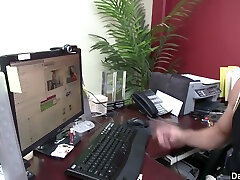Cyber Slut Finds Big Dick With Vanessa Naughty