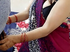 Desi abekapur cg xxx vides Ne Kiya Dever Lund Khada Karke Khub Maze Liye