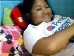 Girl in wite tshirt masterbates