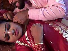 Of hello andhra saal ki ladki Full Movie, play pocker And Rishi Are Actors - First Night