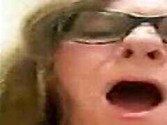 I’m masturbating