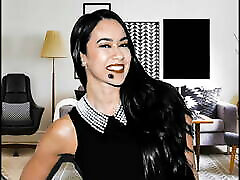 AJ Lee presents her Vaporwave Webradio!