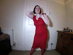 mom baeby in sexy red dress