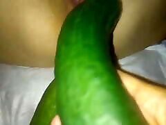 I fuck my pis pusiy pussy with a cucumber to a creampie.