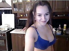 back peeing dom cam 66