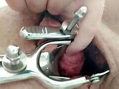 Peehole play