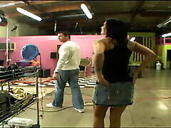 Horny MOM Jezebelle Bond gets dicked down by a huge stiff rod