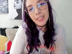 Colombian with purple hair and an alternative look tries to seduce you by shaking her big xxxx feervideo ass in your face