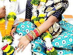 dost ka suhagrat ke liye bed saja raha tha aur dulhan muze se chudai kara liya