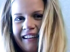 Lisa Cums After Using Her japan father inl Fingers