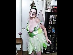 burlarse de hadas y bailar