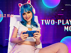VRALLURE - Two-Player Mode
