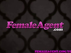 FemaleAgent Pizza guy delivers a meat feast topping
