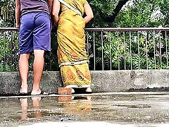 Komal chhat par bula ke pyaar kiya aur ek baar chusai