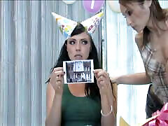 lesbiche sorpresa per il mio compleanno!!!