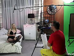 Juicy Jane - BEHIND THE SCENES - INTERVIEW UND ALLE CASTING VIDEOS AUF FUNDORADO