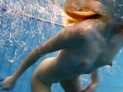 Hot underwater chick Nastya fagott forevet and hot