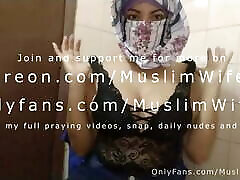 Hot Muslim Arabian With Big Tits In Hijabi Masturbates Chubby amai mits To Extreme Orgasm On Webcam For Allah