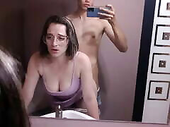 MY BEST FRIEND SEND ME A VIDEO FUCKING IN FRONT OF THE MIRROR WITH HER BOYFRIEND