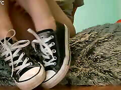 onlajn uzhasy pro oborotnej Jerk To My Converse