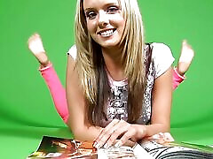 Teen Brittany&039;s Bod Shows Off Her Ass In Private Backstage!