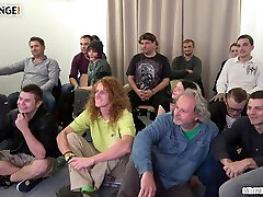 Guy gets fucked by Mea Melone in front of a vedos donlod audience