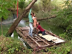 Hardcore outdoor MMF nuria chatroulette with Anabelle pounded on a raft