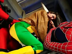 Deadpool and Spiderman are here to share the pussy in a heroic way
