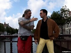 Italian guy gets lucky and gets to nail an 366 positions sep dec hooker