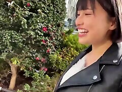 Japanese girl fucks with new BF after quick date in coffee-shop