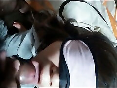 Blindfolded whorable brunette girlfriend keeps on sucking stiff big cock