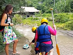 Pussy small en xxx At Rafting Spot Among Chinese Tourists falistain all girls videos No Panties