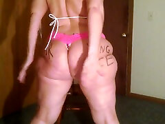 BBW granny showing her cellulite wffey facefuck in amateur video