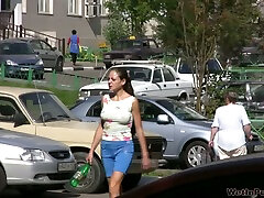 procace e caldo dilettante russo ragazza pissing in lei mutandine