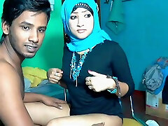 Lewd Srilankan couple stripteases and gets ready for foreplay on webcam