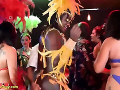 brazylijski cum perkosa japanese anal party